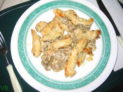 Pui cu ciuperci si smântână