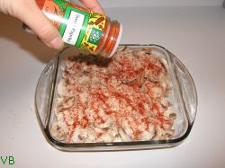 Srinkle sweet paprika