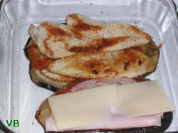 Vinetele cu pui şi şuncă